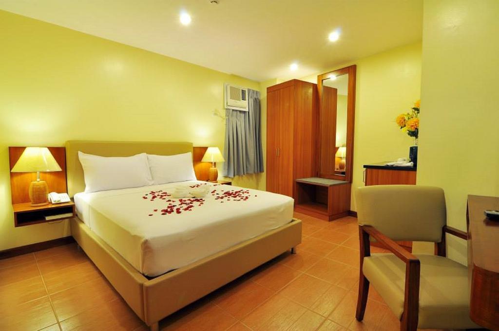The Well Hotel Cebu Exterior foto