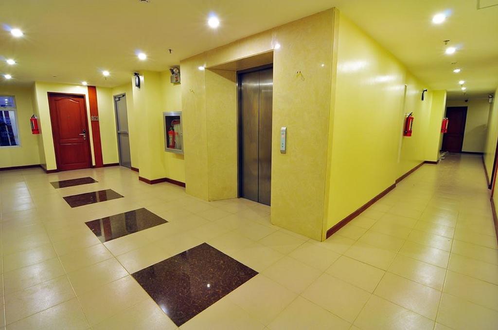The Well Hotel Cebu Exterior foto