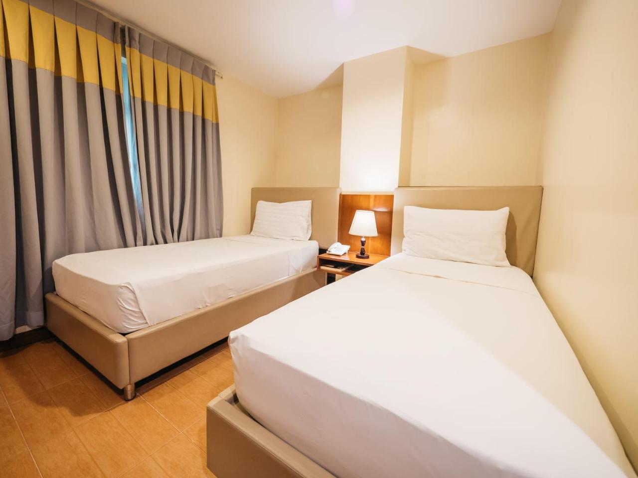 The Well Hotel Cebu Exterior foto